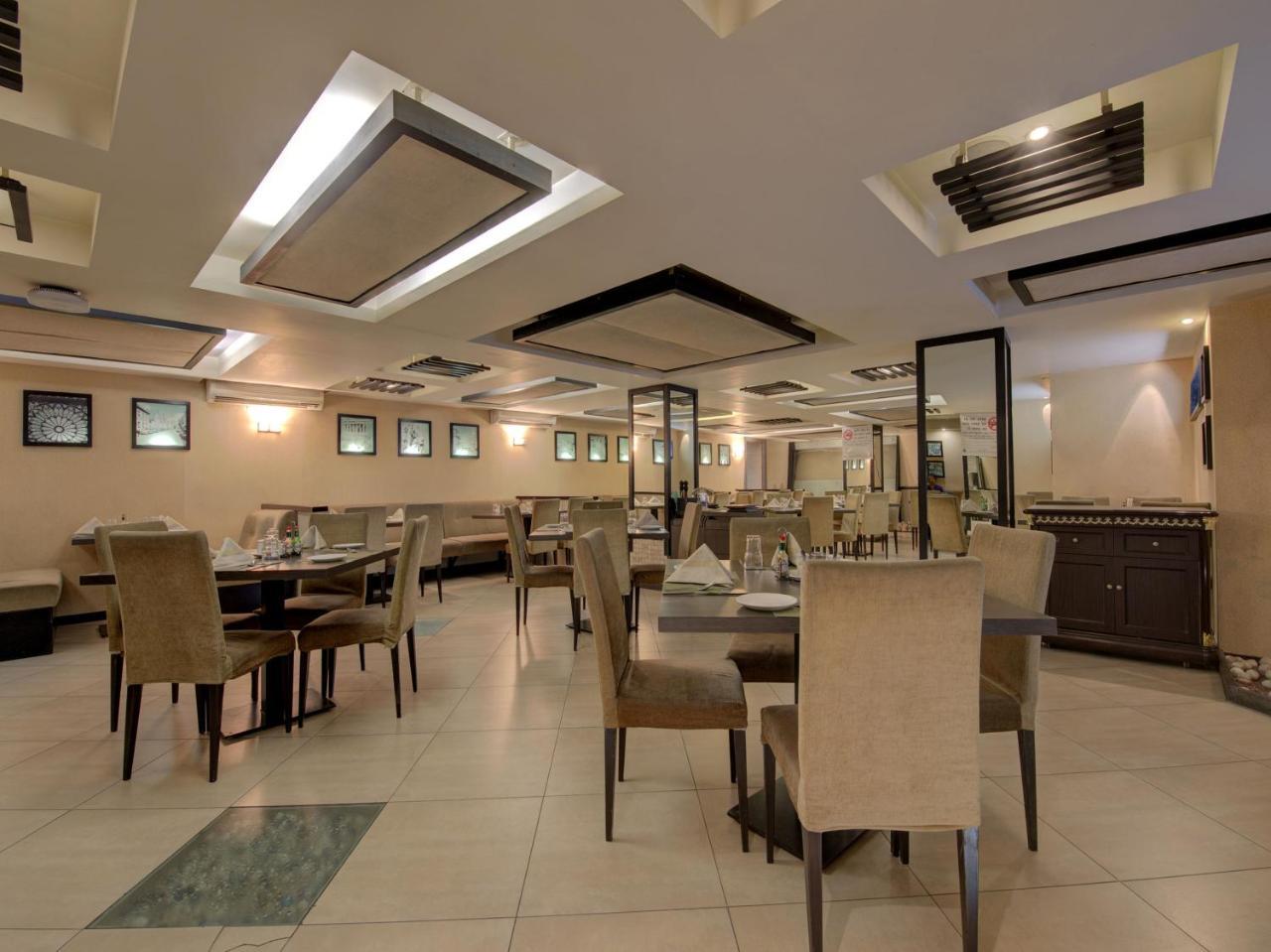 Oyo 1864 Hotel Yuvraj Ранчі Екстер'єр фото